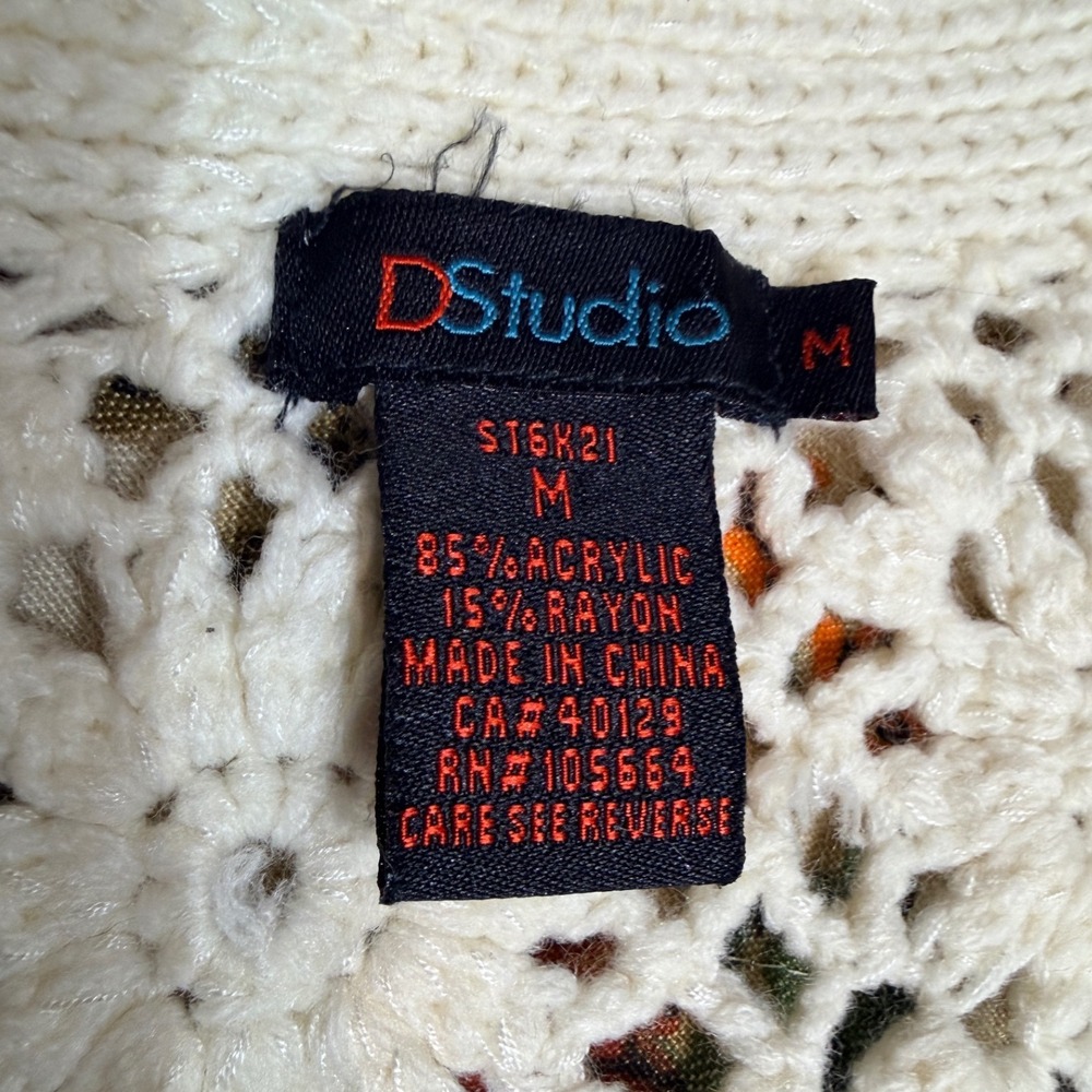 Vintage Y2K‎ style DStudio Women's Cream Crochet Floral Knit Sweater Size M - Picture 2 of 5
